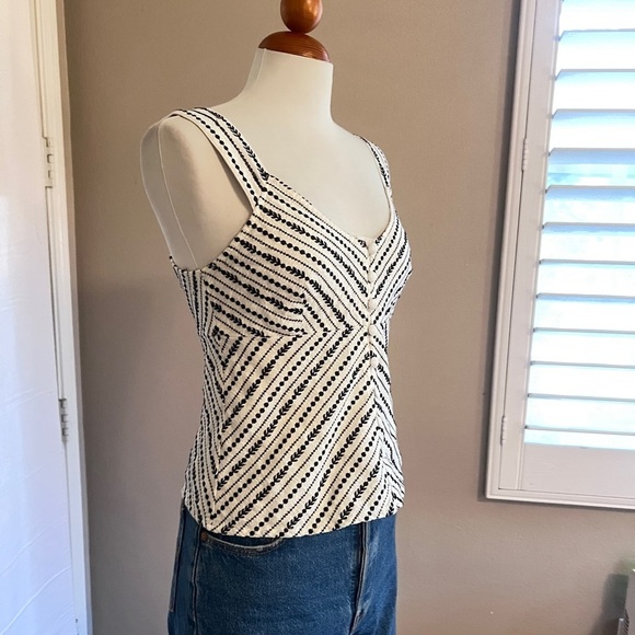 Maeve by Anthropologie Sylvia Embroidered 100% Cotton Top - Picture 1 of 7